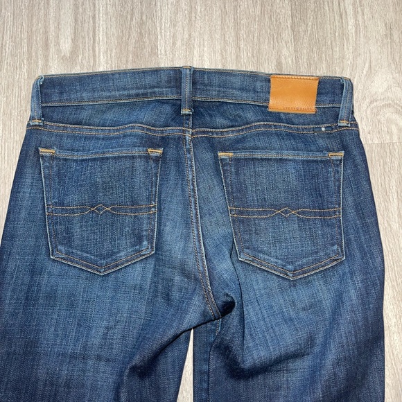 Lucky Brand Sweet Straight Leg Jeans 4/27 - Picture 7 of 7
